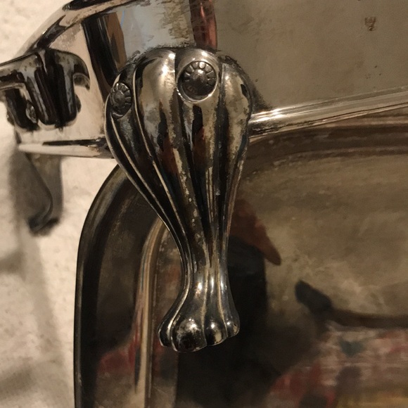 Silver Serving Stand with glass missing - Picture 7 of 10